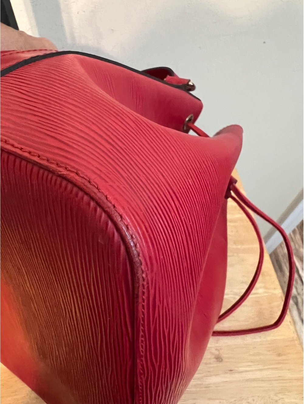 Louis Vuitton Red Epi Bucket Bag - Picture 6 of 9